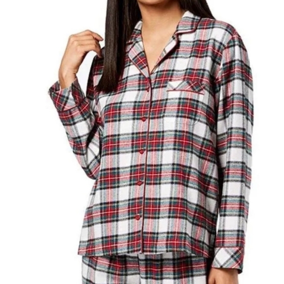 Family Pajamas Other - Womens Family Flannel Plaid 2 piece PJ set size L